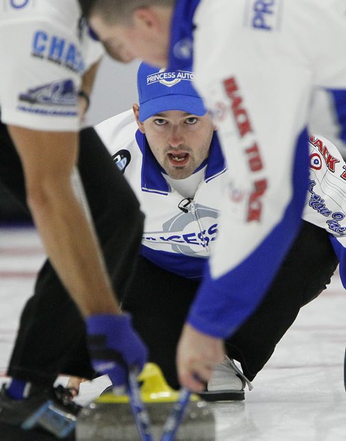 October 18, 2015 - 151018  -  Reid Carruthers plays Kevin Koe in the Canad Inns Classic in Portage La Prairie Sunday, October 18, 2015.    John Woods / Winnipeg Free Press