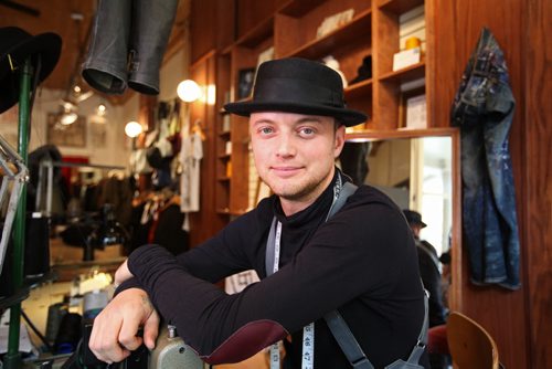 49.8 ThreadsLennard Taylor  - success of pop-up stores portrait of Lennard at the store on McDermot Ave.   Oct 15, 2015 Ruth Bonneville / Winnipeg Free Press play