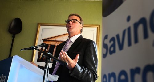 Lloyd Kuczek, Vice-President of Customer Care for Manitoba Hydro, announces  new Power Smart Shops program  to help small businesses with energy savings at presser held at Pasquale's Restaurant Thursday.   See Murray McNeill story Oct 22, 2015 Ruth Bonneville / Winnipeg Free Press