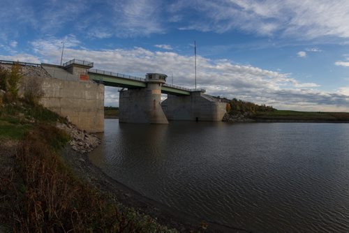 The floodway gates on the Red River south of Winnipeg. 150923 - Wednesday, September 23, 2015 -  MIKE DEAL / WINNIPEG FREE PRESS