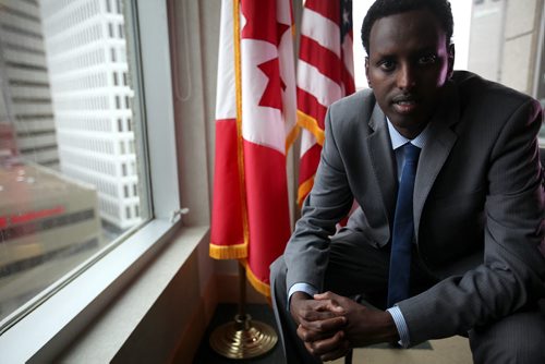 Photo of Hamse Warfa, a guest of the US consulate, here to speak about his experiences as a Somali refugee successfully chasing the American dream.  For Carol Sanders story. Photo taken in the US Consulate office in TD Building.    Oct 28, 2015 Ruth Bonneville / Winnipeg Free Press