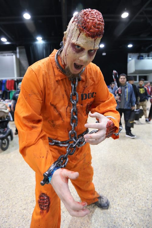 Glenn Bergen shows off his zombie-themed costumed at Central Canada Comic Con at RBC Convention Centre Winnipeg on Oct. 31, 2015. Photo by Jason Halstead/Winnipeg Free Press