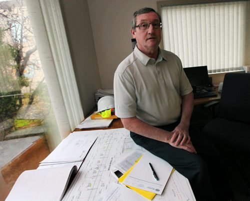 Peter Withoos, M.D. Steele Construction. Spoke with Kristin Annable re: Saturday special on construction dysfunction in Winnipeg. November 4, 2015 - (Phil Hossack / Winnipeg Free Press)