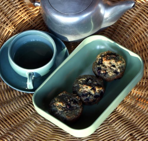 RECIPE SWAP - Oat bran banana and blueberry muffins. BORIS MINKEVICH / WINNIPEG FREE PRESS  NOV 13, 2015
