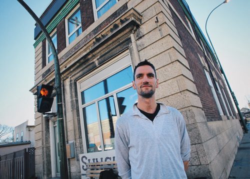 JD Ormond, program manager at Sunshine House located at 646 Logan Avenue. 151115 November 15, 2015 MIKE DEAL / WINNIPEG FREE PRESS