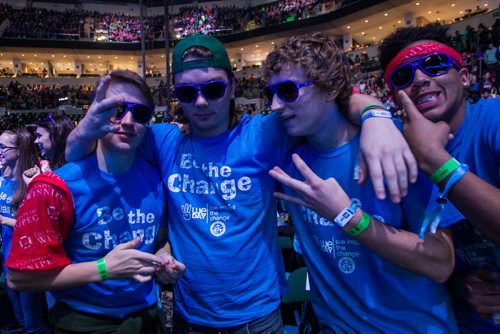 Around 16,000 Manitoba students and teachers take in WE Day Manitoba at the MTS Centre Monday, where inspirational speakers and performers helped celebrate youth making a difference in their communities.  151116 - Monday, November 16, 2015 -  MIKE DEAL / WINNIPEG FREE PRESS