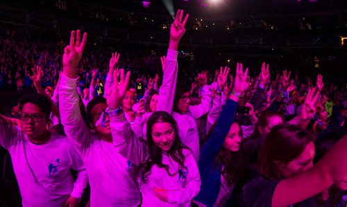 Around 16,000 Manitoba students and teachers take in WE Day Manitoba at the MTS Centre Monday, where inspirational speakers and performers helped celebrate youth making a difference in their communities. . 151116 - Monday, November 16, 2015 -  MIKE DEAL / WINNIPEG FREE PRESS