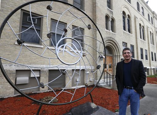 United Way Feature.    Mardy Yager, Manager of Fund Development at Marymound. He helps with the sexual abuse treatment program for vulnerable children, which United Way funds.   Jessica Botelho-Urbanski  story   Wayne Glowacki / Winnipeg Free Press Nov. 18   2015