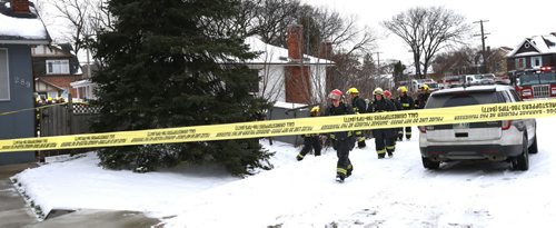 Winnipeg Fire Fighters attended to a house fire in the 200 block of  Glenwood Cres. near Carmen Ave. Monday afternoon. No one was home when fire fighters arrived and the cause is under investigation. Wayne Glowacki / Winnipeg Free Press Nov. 23   2015