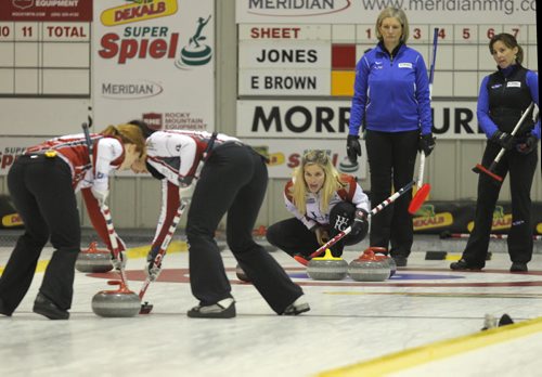 Team Jones vs Team Erika Brown - Curling in Morris, MB at the Dekalb SuperSpiel. BORIS MINKEVICH / WINNIPEG FREE PRESS  NOV 23, 2015