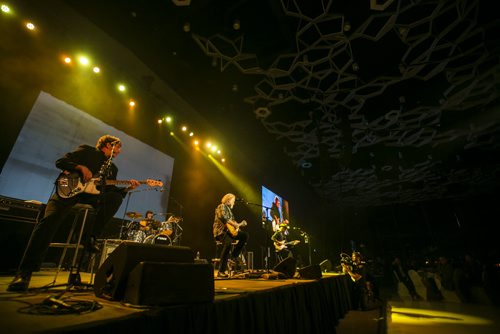 Randy Bachman performs at the Grey Cup gala dinner in Winnipeg on Saturday, Nov. 28, 2015.   (Mikaela MacKenzie/Winnipeg Free Press)