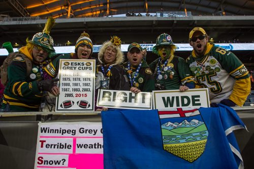 Fans get into the spirit before the Grey Cup championship game against the Edmonton Eskimos and the Ottawa Redblacks in Winnipeg, November 29, 2015. 151129 - Sunday, November 29, 2015 -  MIKE DEAL / WINNIPEG FREE PRESS