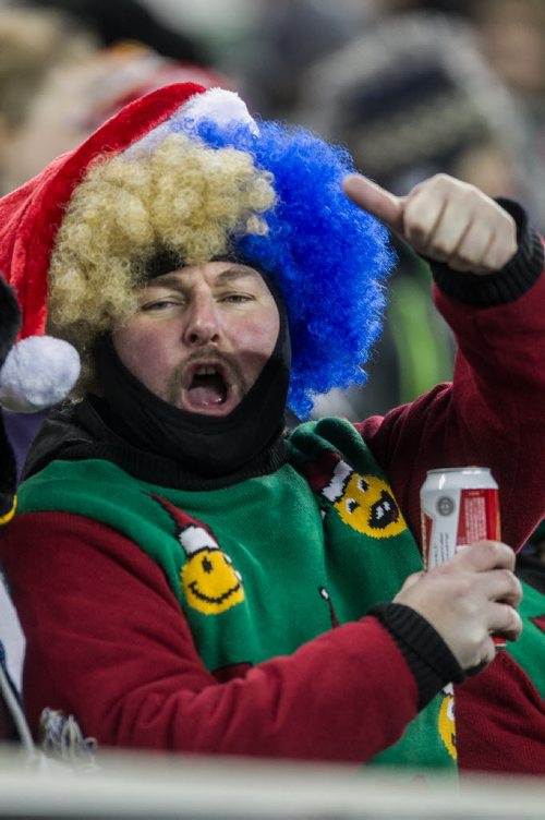 Fans react in the second quater of the Grey Cup championship game against the Edmonton Eskimos and the Ottawa Redblacks in Winnipeg, November 29, 2015. 151129 - Sunday, November 29, 2015 -  MIKE DEAL / WINNIPEG FREE PRESS