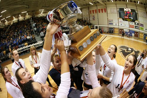 November 30, 2015 - 151130  -  St. Mary's Flames celebrate their win over the Lord Selkirk Royals in the Manitoba High Schools Athletic Association (MHSAA) volleyball final at University of Manitoba Monday, November 30, 2015. John Woods / Winnipeg Free Press