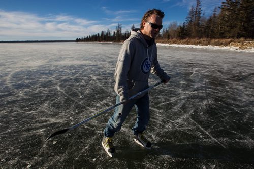 The whole of Clear Lake has frozen flat and almost perfectly clear which many are saying is a very rare event. 151207 - Monday, December 7, 2015 -  MIKE DEAL / WINNIPEG FREE PRESS