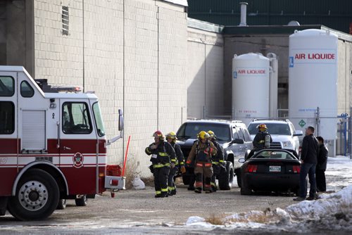 WINNIPEG, MB - FIRE - Winnipeg Fire Dept battled a fire at a commercial building in the 900 block of King Edward this afternoon. Scene shots. NO FLAMES AND SMOKE WHEN I ARRIVED. BORIS MINKEVICH / WINNIPEG FREE PRESS DEC 8, 2015
