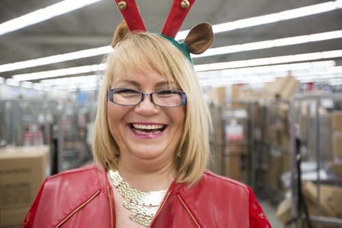 Local delivery manager Sheila Poot at a sorting facility on the busiest day of the year in Winnipeg on Monday, Dec. 14, 2015.  (Mikaela MacKenzie/Winnipeg Free Press)