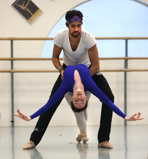 Canada's Royal Winnipeg Ballet dancers Katie Bonnell and Thiago Dos Santos rehearse the Arabian dance scene from the Nutcracker in the RWB studio.Erin Lebar story.Wayne Glowacki / Winnipeg Free Press Dec. 16   2015
