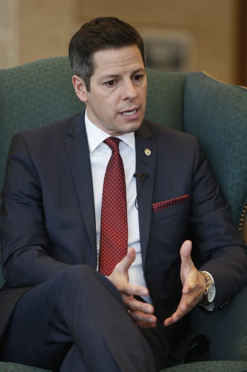 Mayor Brian Bowman at Winnipeg City Hall for year in review. Aldo Santin story.Wayne Glowacki / Winnipeg Free Press Dec. 16   2015