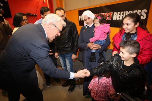 Former Syrian refuges the Albakar family is welcomed by Manitoba Premier Greg Selinger at official welcome ceremony at Welcome House 521 Bannatyne Ave  Other dignitaries not pictured in attendance Mayor Brian Bowman, and Jim Carr Minister of Natural Recourses, Government of Canada-See Carol Sanders storyDec 17, 2015 (JOE BRYKSA / WINNIPEG FREE PRESS)
in photo l-r - Father Yaser Albakar (in leather jacket, mother Raghdaa, Sham (baby), Riham, Mohamed.