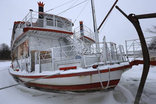 49.8  OLD BOATS. The  Paddlewheel Princess frozen in the slough north of Selkirk, Mb.  Bill Redekop story   Wayne Glowacki / Winnipeg Free Press Dec. 22  2015