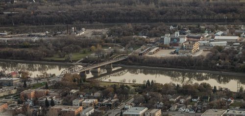 Winnipeg skyline aerial photos for the Red, Assiniboine, La Salle, and Seine River Project. The Louise Bridge 151026 - Monday, October 26, 2015 -  MIKE DEAL / WINNIPEG FREE PRESS