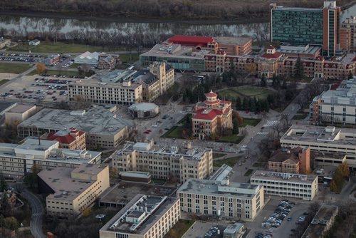 Winnipeg skyline aerial photos for the Red, Assiniboine, La Salle, and Seine River Project. The University of Manitoba (UofM) 151026 - Monday, October 26, 2015 -  MIKE DEAL / WINNIPEG FREE PRESS