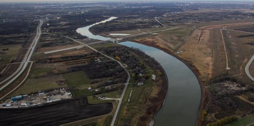 Winnipeg skyline aerial photos for the Red, Assiniboine, La Salle, and Seine River Project. The Red River and the floodway gates south of Winnipeg. 151026 - Monday, October 26, 2015 -  MIKE DEAL / WINNIPEG FREE PRESS