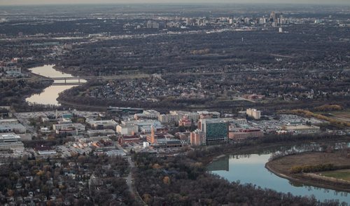 Winnipeg skyline aerial photos for the Red, Assiniboine, La Salle, and Seine River Project.  The University of Manitoba (UofM). 151026 - Monday, October 26, 2015 -  MIKE DEAL / WINNIPEG FREE PRESS