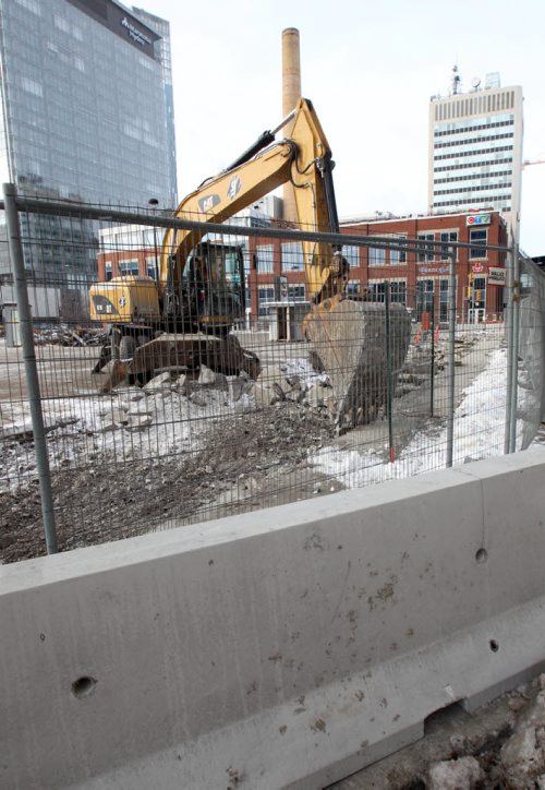 MPI surface parking lot on the east side of Carleton between Graham and St. Mary Ave.-See  Murray McNeil Story- Jan 06, 2016   (JOE BRYKSA / WINNIPEG FREE PRESS)