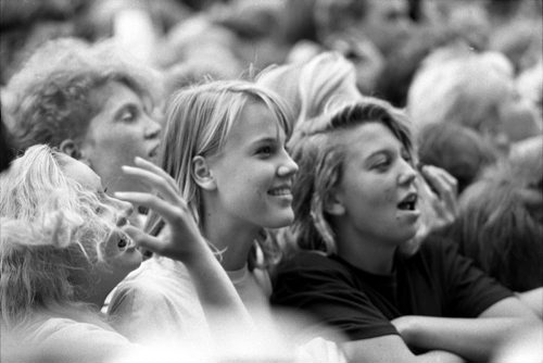 David Bowie concert August 19, 1987. Fans watch during the David Bowie Glass Spider concert at the Winnipeg Stadium. Todd Korol / Winnipeg Free Press