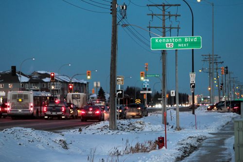 Intersection of McGillivray Ave. and Kenaston (looking East).  High collision corner. Jan 14, 2016 Ruth Bonneville / Winnipeg Free Press