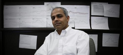 John Woods / Winnipeg Free Press / February 8, 2008- 080208  - Satyajit Das poses for a photograph after an interview in Winnipeg Friday, February 8, 2008.