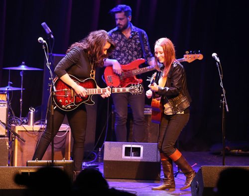Winnipeg band Sweet Alibi performs during a fundraising concert for the South Osborne Syrian Refugee Initiative at the Park Theatre on Jan. 19, 2016. The event raised about $14,500 to bring Syrian families to Winnipeg and help them get settled. The concert at the Park Theatre featured local acts the Bonaduces, Sweet Alibi and DJ Co-op. Photo by Jason Halstead/Winnipeg Free Press RE: Social Page