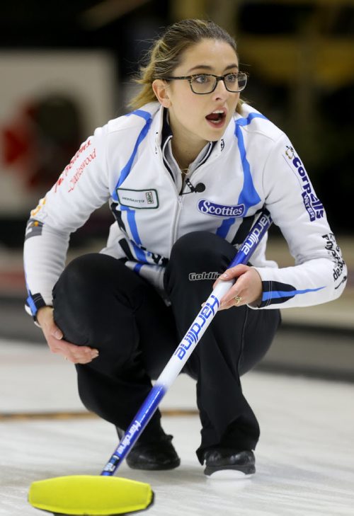 Shannon Blanchard instructs her sweepers during the 2 vs 2 playoff game during the 2016 Scotties Tournament of Hearts in Beausejour, Saturday, January 23, 2016. (TREVOR HAGAN/WINNIPEG FREE PRESS)