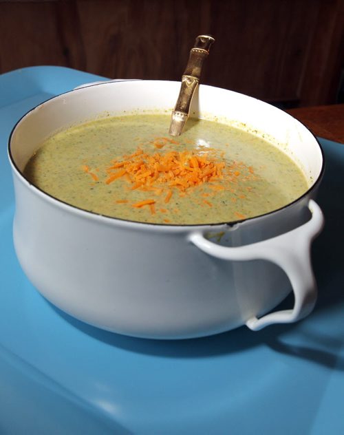 WINNIPEG, MB - RECIPE SWAP - SOUP - Broccoli-cheese soup. BORIS MINKEVICH / WINNIPEG FREE PRESS January 29, 2016