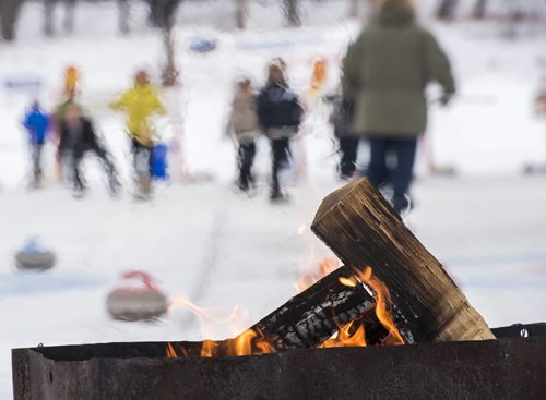 DAVID LIPNOWSKI / WINNIPEG FREE PRESS 160206  Curling action during the annual Ironman Outdoor Curling Bonspiel Saturday February 6, 2016 at The Forks. The event is not for profit in support of The Heart and Stroke Foundation.