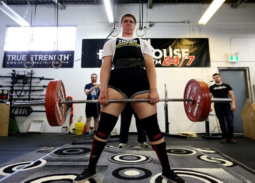 Daniil Naumov competes in the dead lift during the Manitoba Powerlifting Association event at the Brickhouse Gym, Saturday, February 6, 2016. The event was 3 events, bench press, squat and deadlift. (TREVOR HAGAN/WINNIPEG FREE PRESS)