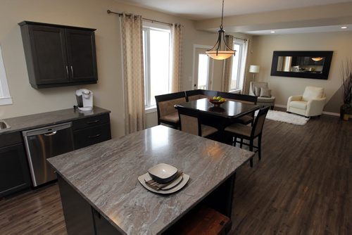NEW HOMES - 19 Castlebury Meadows Drive in Castlebury Meadows. Kitchen and eating area. BORIS MINKEVICH / WINNIPEG FREE PRESS February 11, 2016