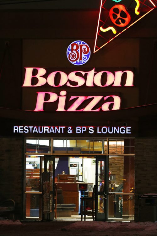 February 15, 2016 - 160215  -  Police were called to the Boston Pizza on McPhillips for a robbery and a suspected package was found at the scene Monday, February 15, 2016. John Woods / Winnipeg Free Press