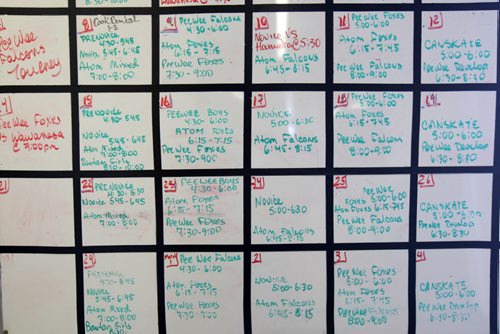 JOE BRYKSA / WINNIPEG FREE PRESSFoxwarren, Manitoba, Foxwarren Recreation rink- sked on wall February 16, 2016.( See Randy Turner rural hockey rinks 49.8 story)