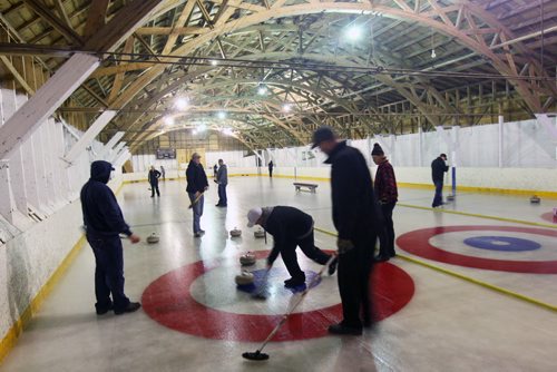 JOE BRYKSA / WINNIPEG FREE PRESSLenore, Manitoba, Hockey rink is also used for curling, February 16, 2016.( See Randy Turner rural hockey rinks 49.8 story)