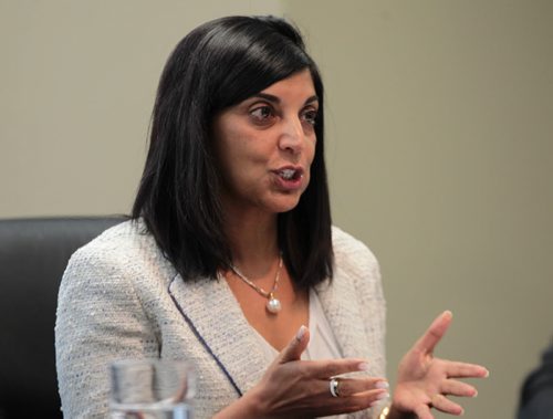 Ruth Bonneville / Winnipeg Free Press Priti Mehta-shah, CPA 49 97 Capital Partners, speaks with  Winnipeg Chamber of Commerce colleagues after releasing results of new survey from chamber members Tuesday, re: state of business community (Marty Cash story).