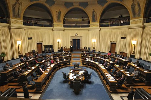 MIKE DEAL / WINNIPEG FREE PRESS The start of the 5th Session of the 40th Manitoba Legislature, Wednesday afternoon. It will be the last session before a provincial election on April 19, 2016. 160224 February 24, 2016