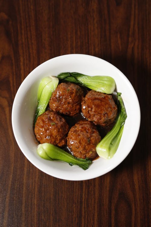 JOHN WOODS / WINNIPEG FREE PRESS Stewed meatballs in brown sauce at the Northern Chinese restaurant Jinlin, Sunday, February 28, 2016.