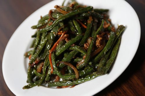 JOHN WOODS / WINNIPEG FREE PRESS String beans with spicy sauce at the Northern Chinese restaurant Jinlin, Sunday, February 28, 2016.