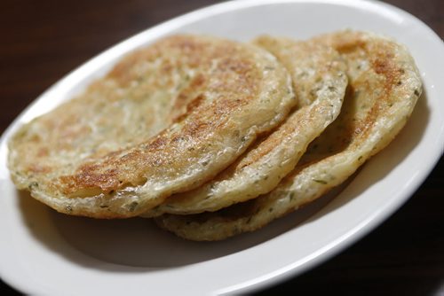 JOHN WOODS / WINNIPEG FREE PRESS Indian chive pancake at the Northern Chinese restaurant Jinlin, Sunday, February 28, 2016.