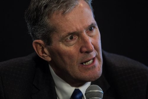 MIKE DEAL / WINNIPEG FREE PRESS Opposition leader Brian Pallister is interviewed by the Winnipeg Free Press Editorial Board at the NewsCafe Thursday morning. 160310 - Thursday, March 10, 2016