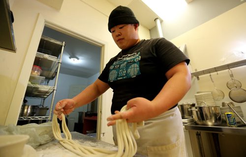 TREVOR HAGAN / WINNIPEG FREE PRESS Restaurant Review - Dancing Noodle. Chef Xiaofei Zuo makes noodles by hand and to order, Saturday, March 12, 2016. - FOR BART KIVES REVIEW