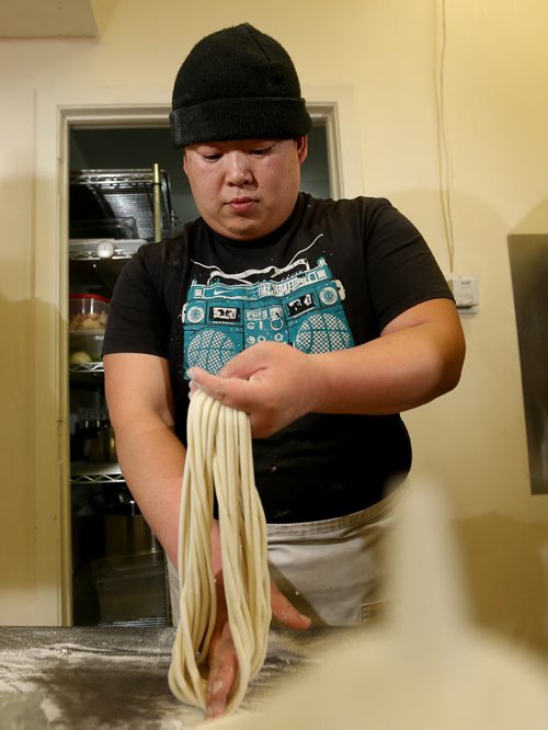 TREVOR HAGAN / WINNIPEG FREE PRESS Restaurant Review - Dancing Noodle. Chef Xiaofei Zuo makes noodles by hand and to order, Saturday, March 12, 2016. - FOR BART KIVES REVIEW